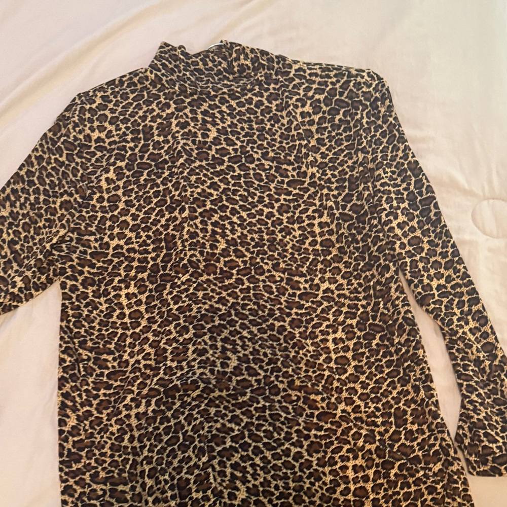 Leopard Print Long Sleeve Top
